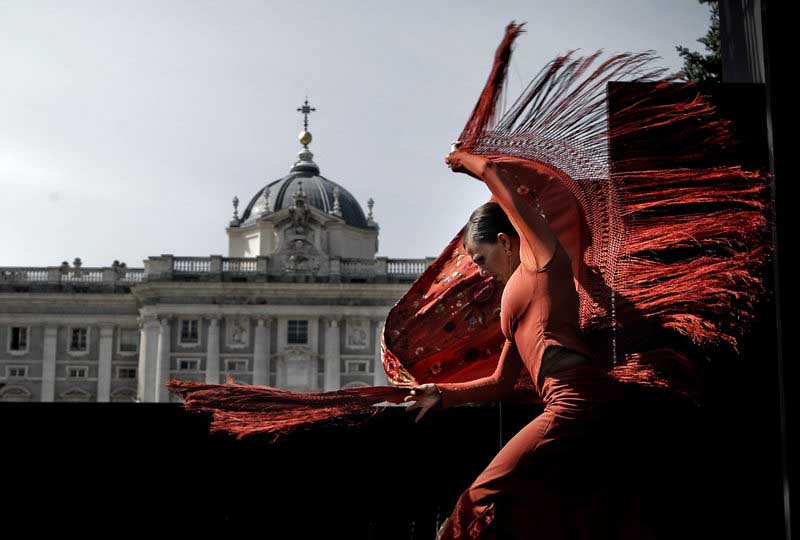 ESCUELA DE DANZA JOANA FLORES